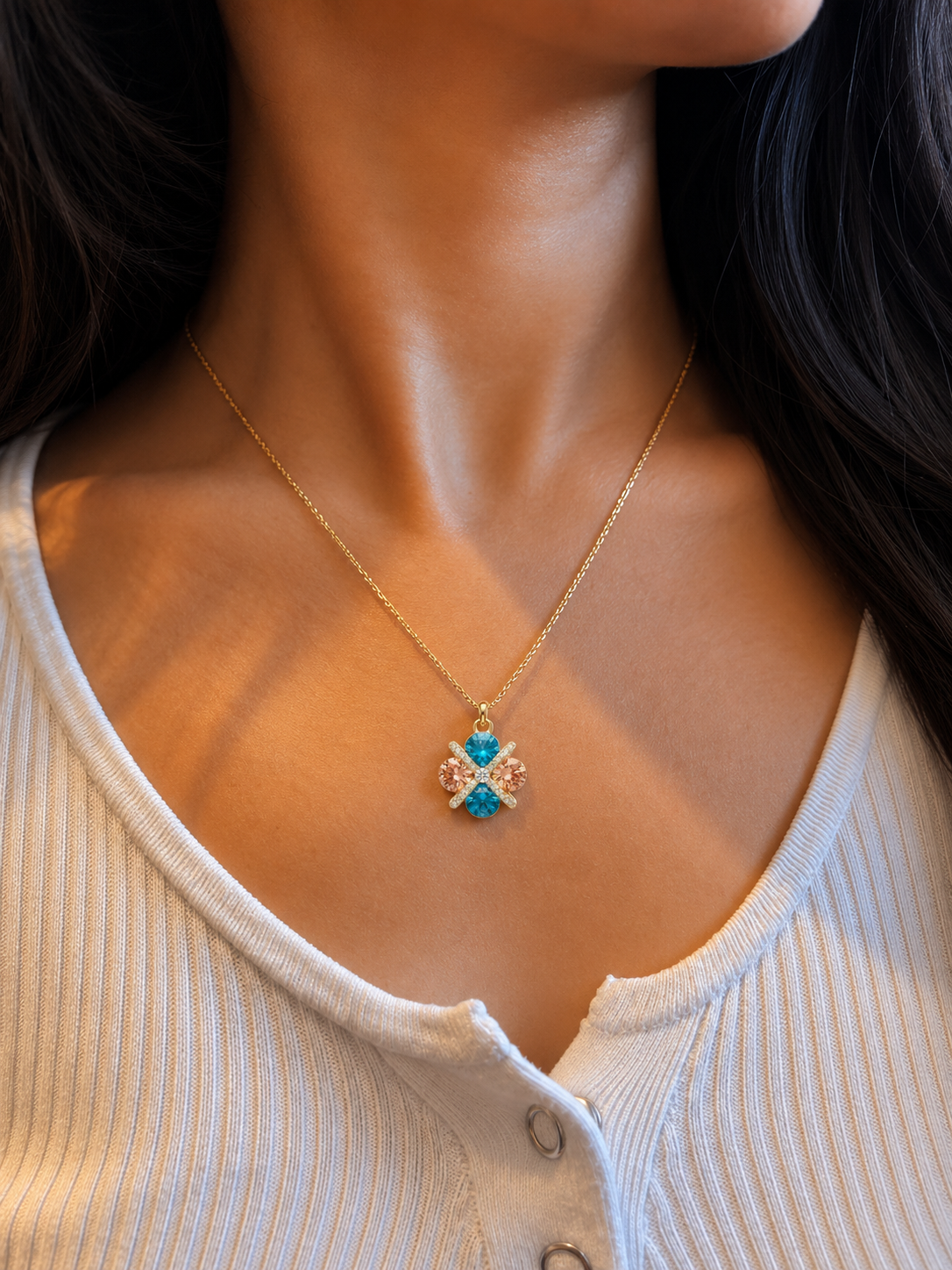 Bloom Pendant Necklace