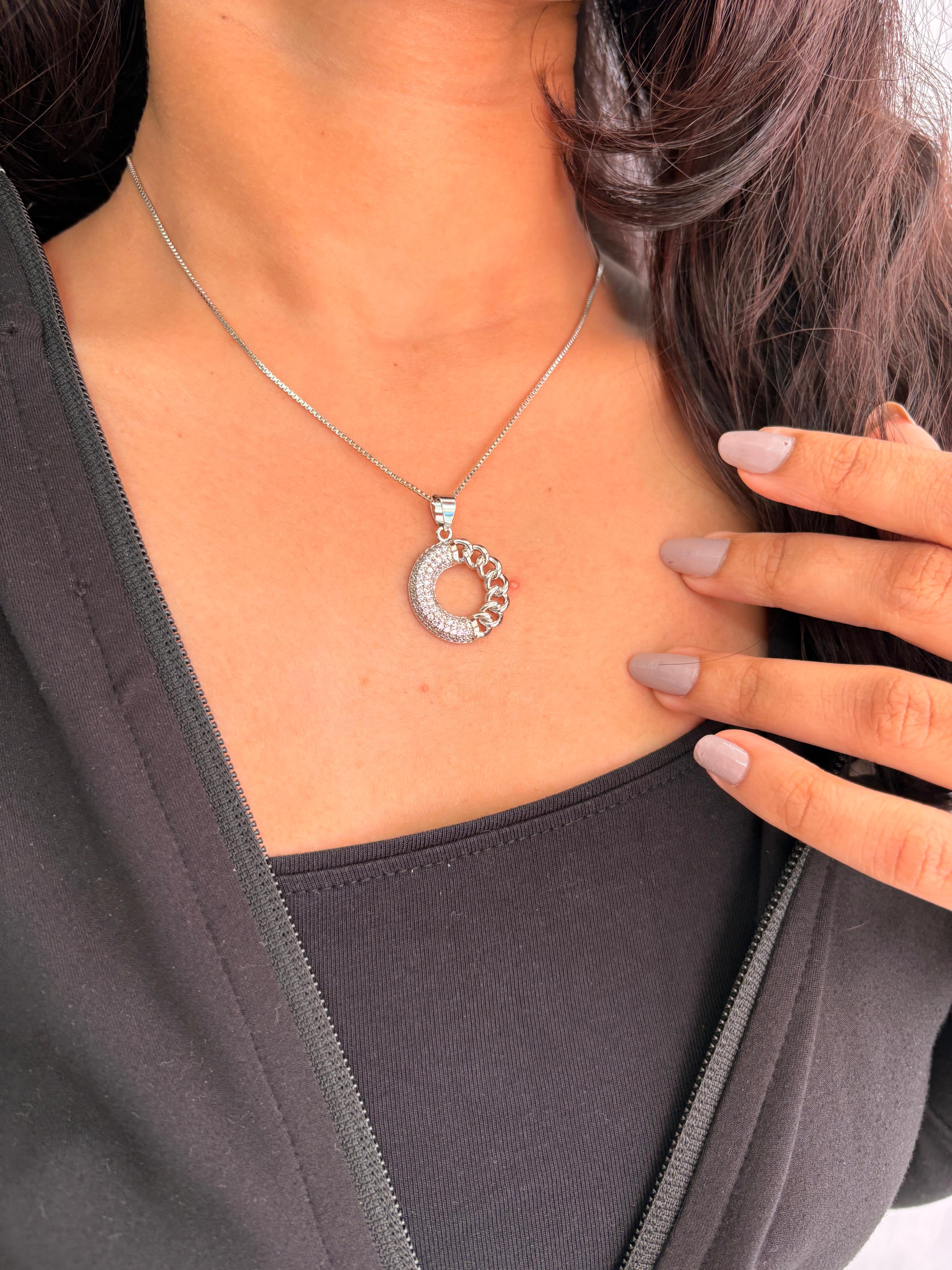 Halo Link Necklace