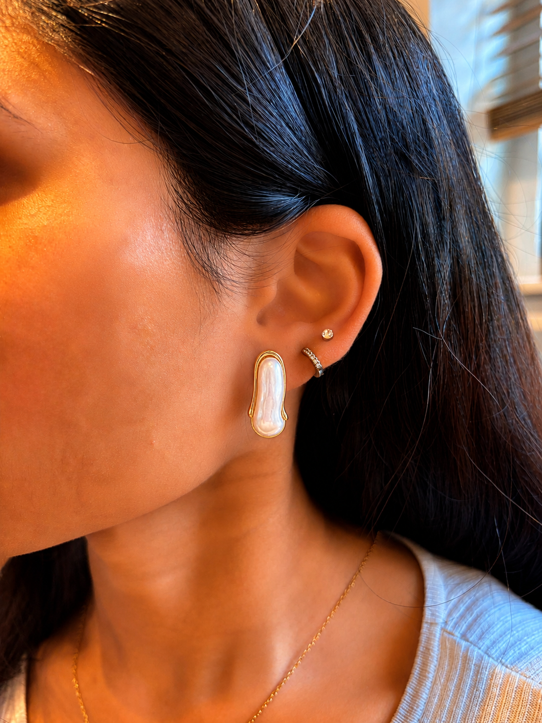 Pearl Glaze Hoop Earrings