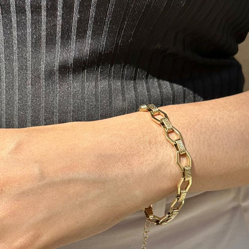 Glided Whisper Bracelet