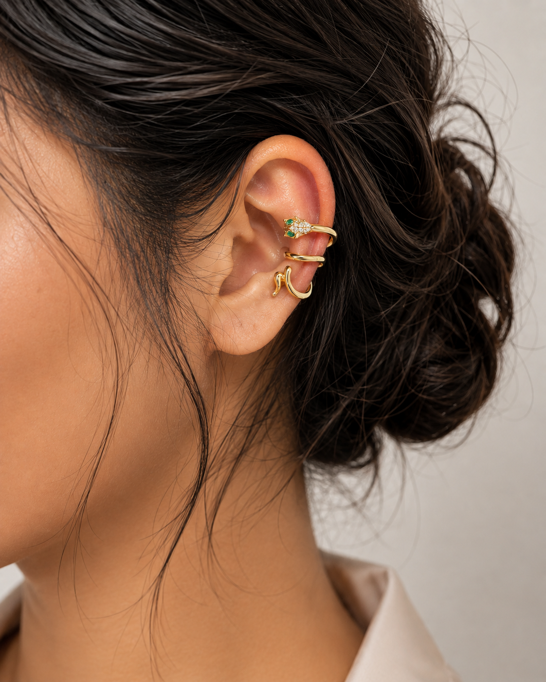 Emerald Snake Ear Cuff
