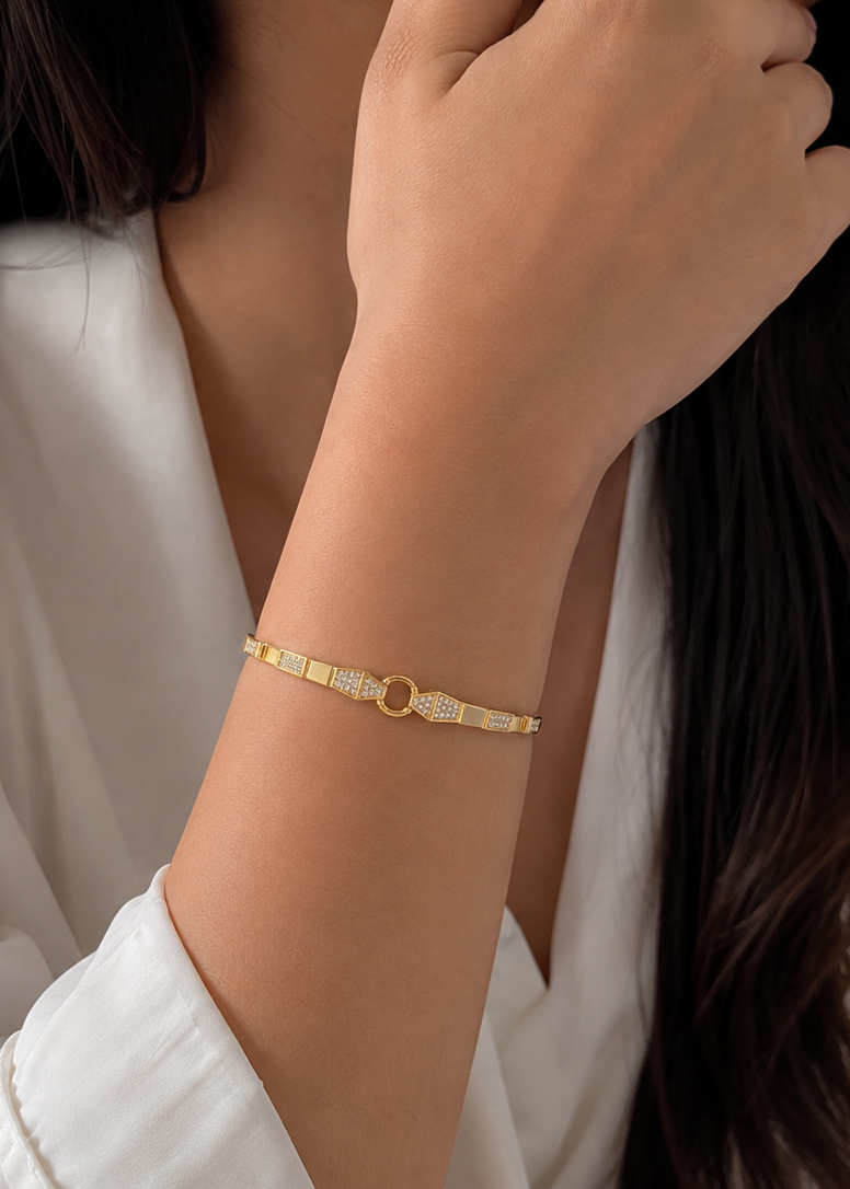 Celeste Loop Bracelet