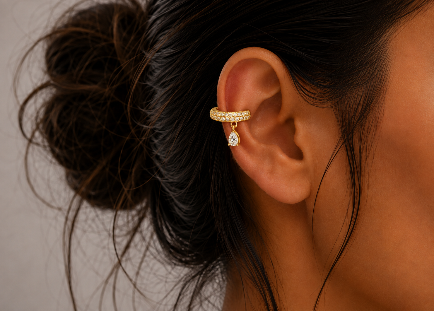 The Radiant Drop Earcuff
