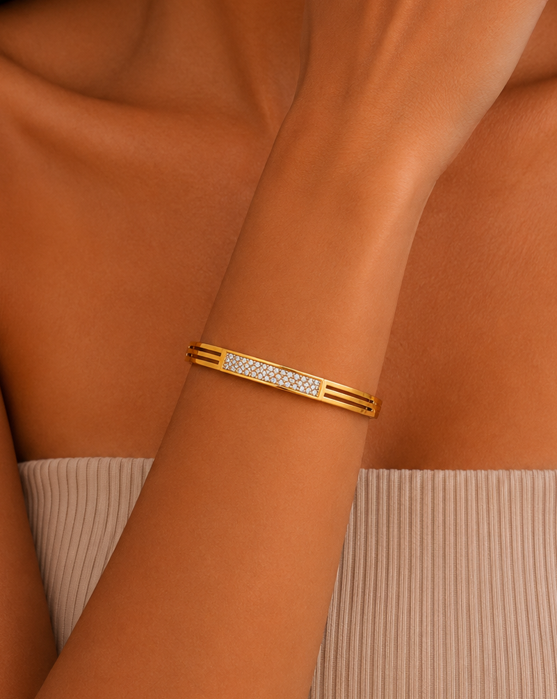 Luxe Pavé Bar Bangle (BABYSIZE)