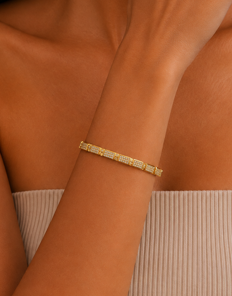 Minimal Spark Bangle