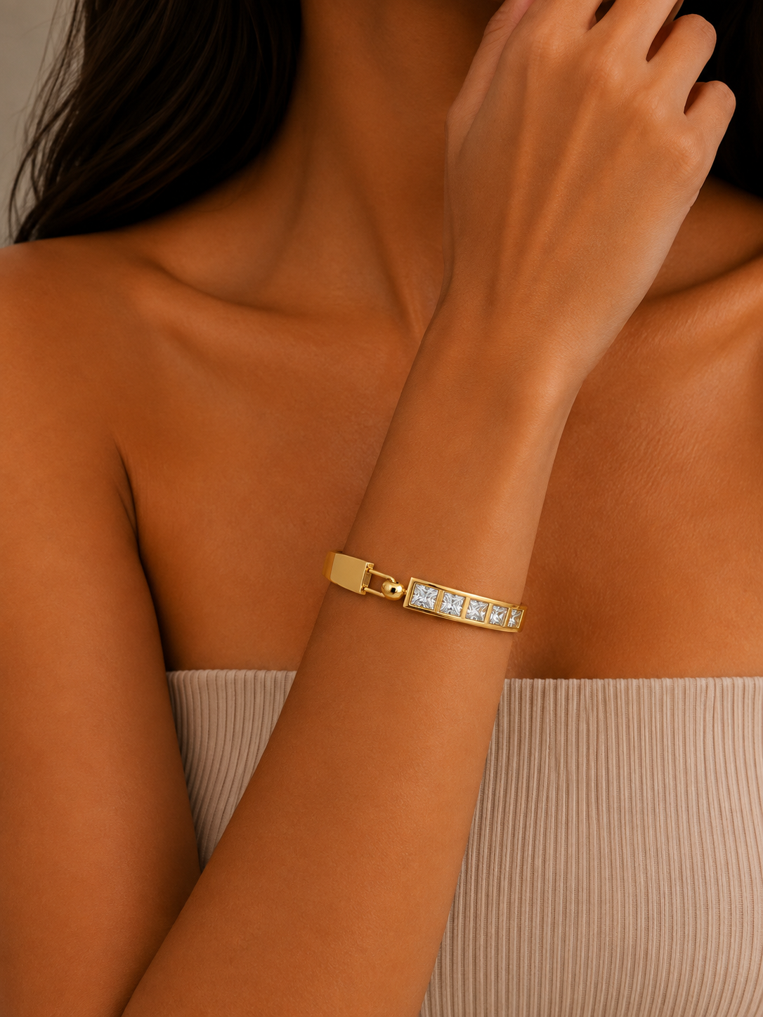 Modern Crystal Link Bangle