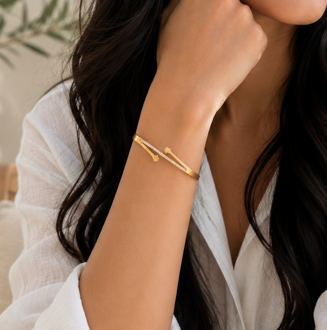 Clover Bangle (babysize)
