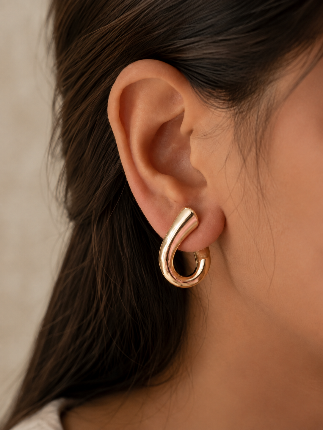 Gold Teardrop
