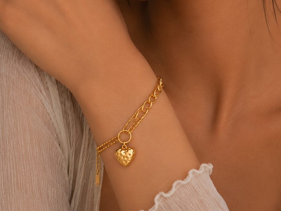 Amour Heart Bracelet