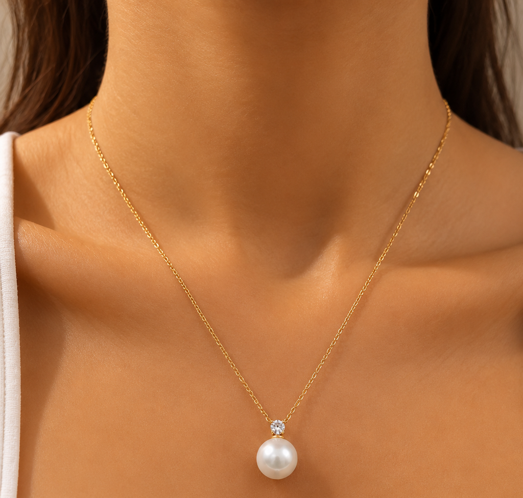 Classic Pearl Necklace
