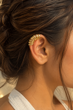 Sculpted Gold Ribbed Ear Cuff