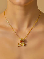 Ocean-Inspired 'L' Initial & Seashell Charm