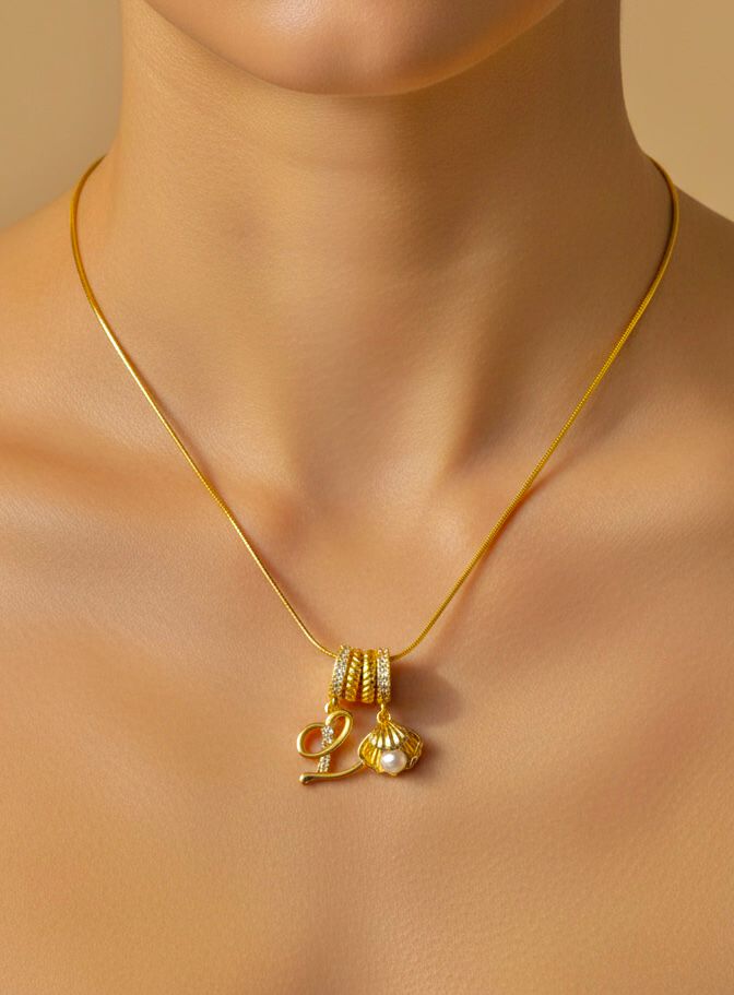 Ocean-Inspired 'L' Initial & Seashell Charm