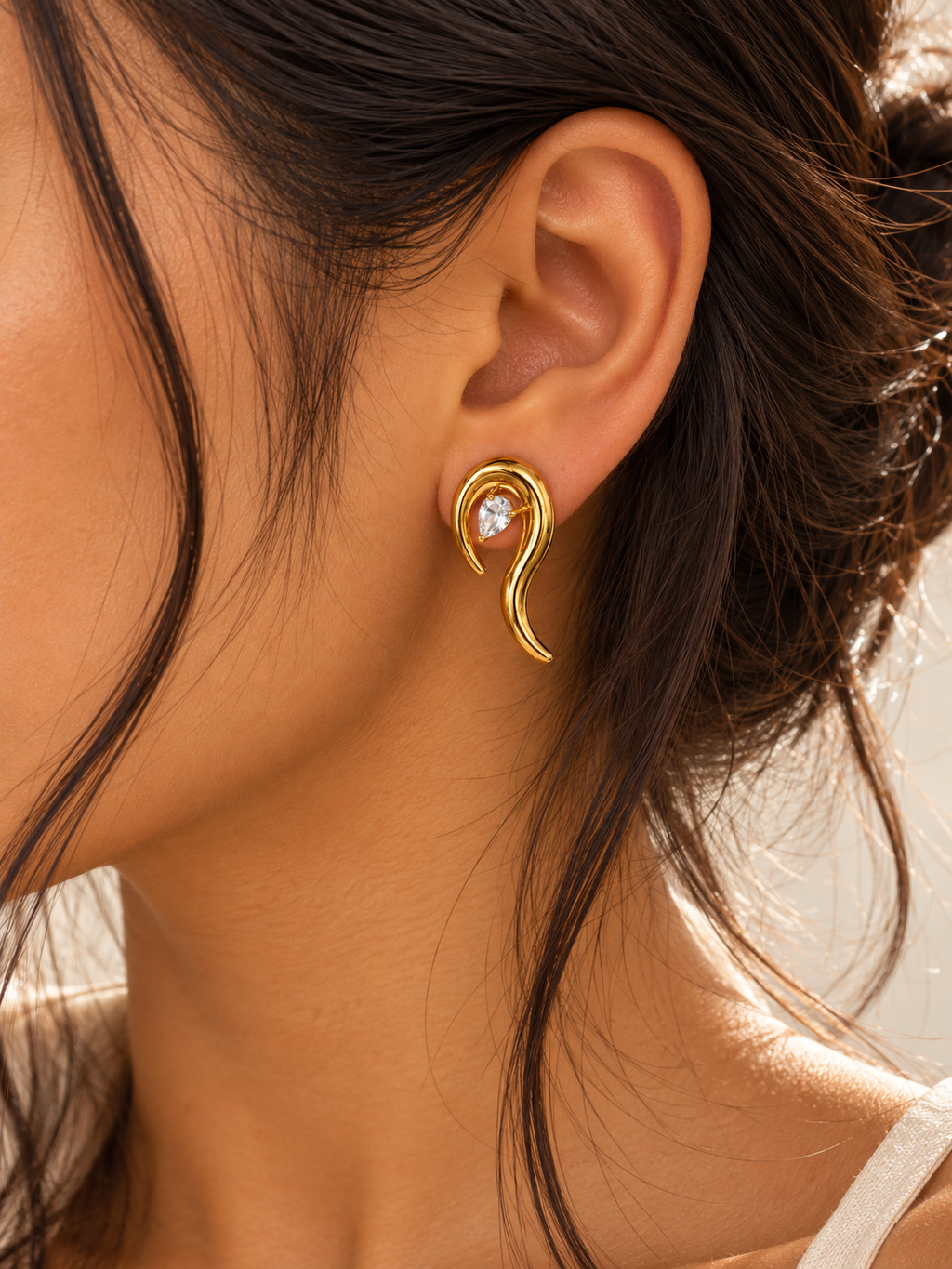Sculpted Teardrop Earrings