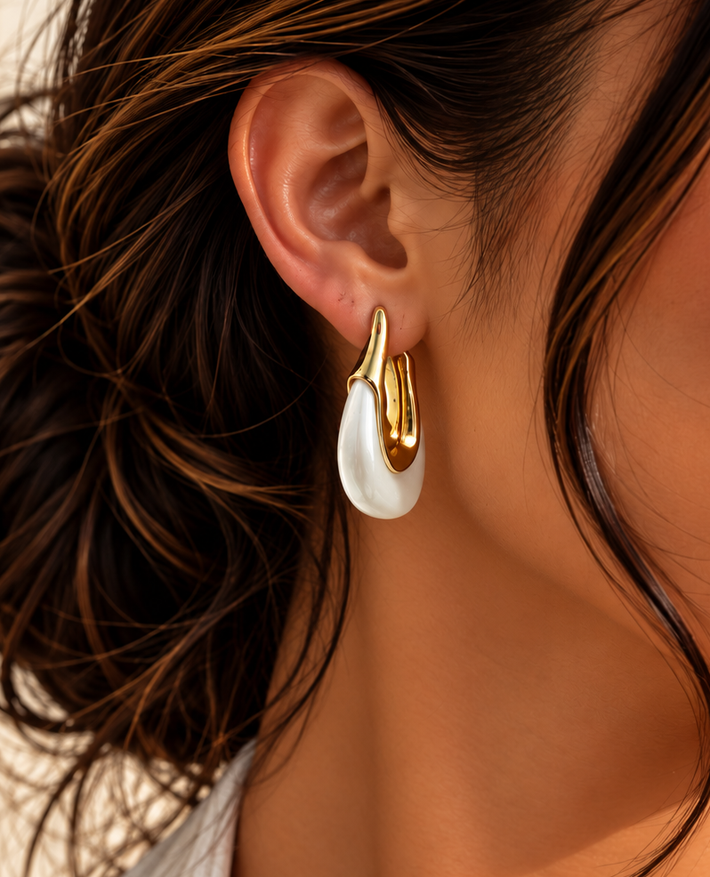 Pearl Sculpted U-Hoop Earrings