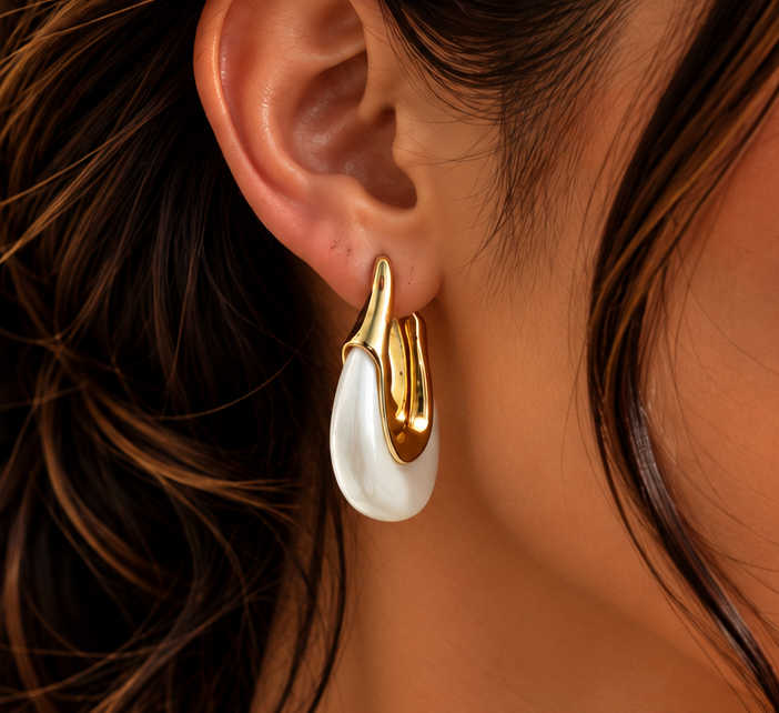 Pearl Sculpted U-Hoop Earrings