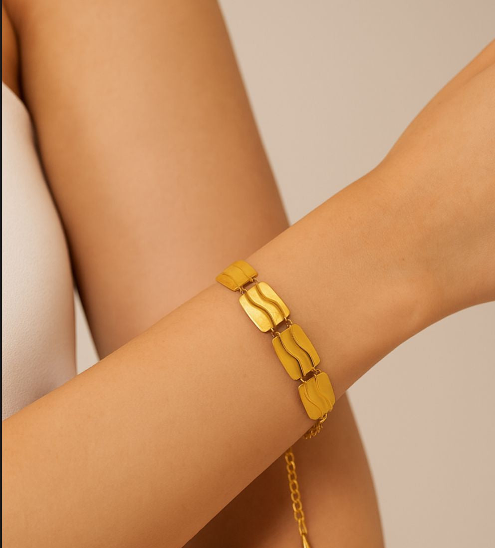 Wavy Bracelet