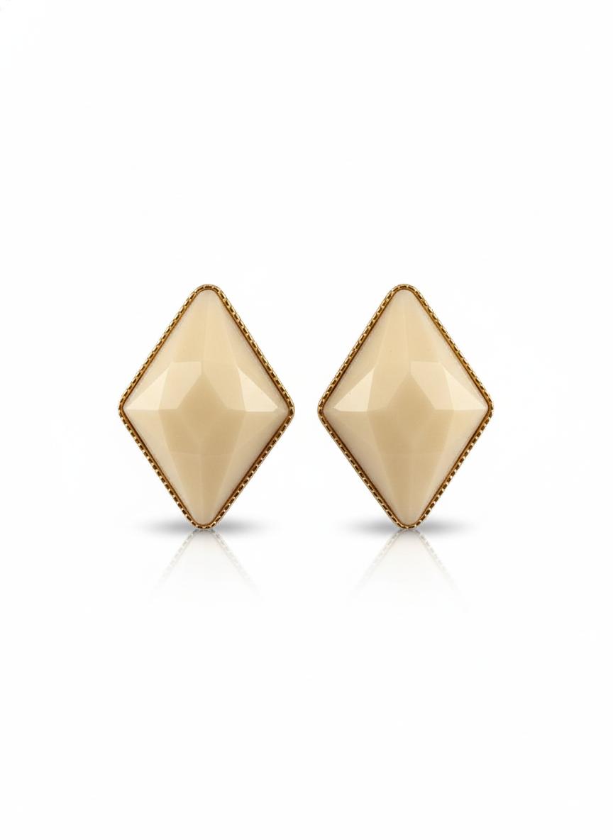 Cream Diamonds