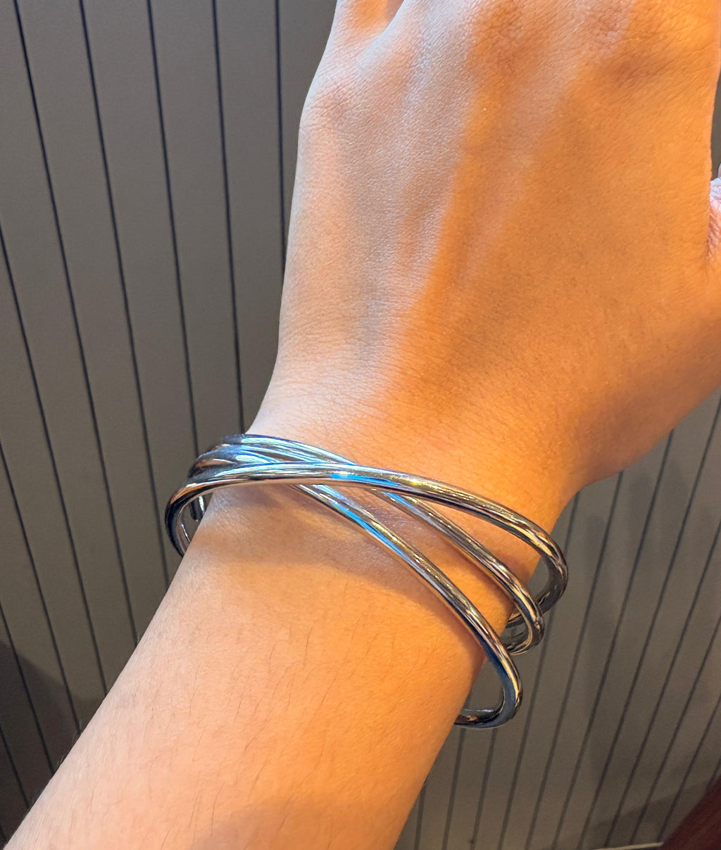 Silver Intertwine