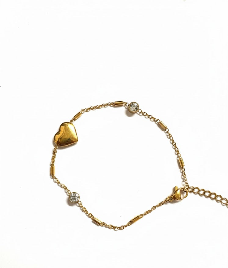 Dainty Heart Chain